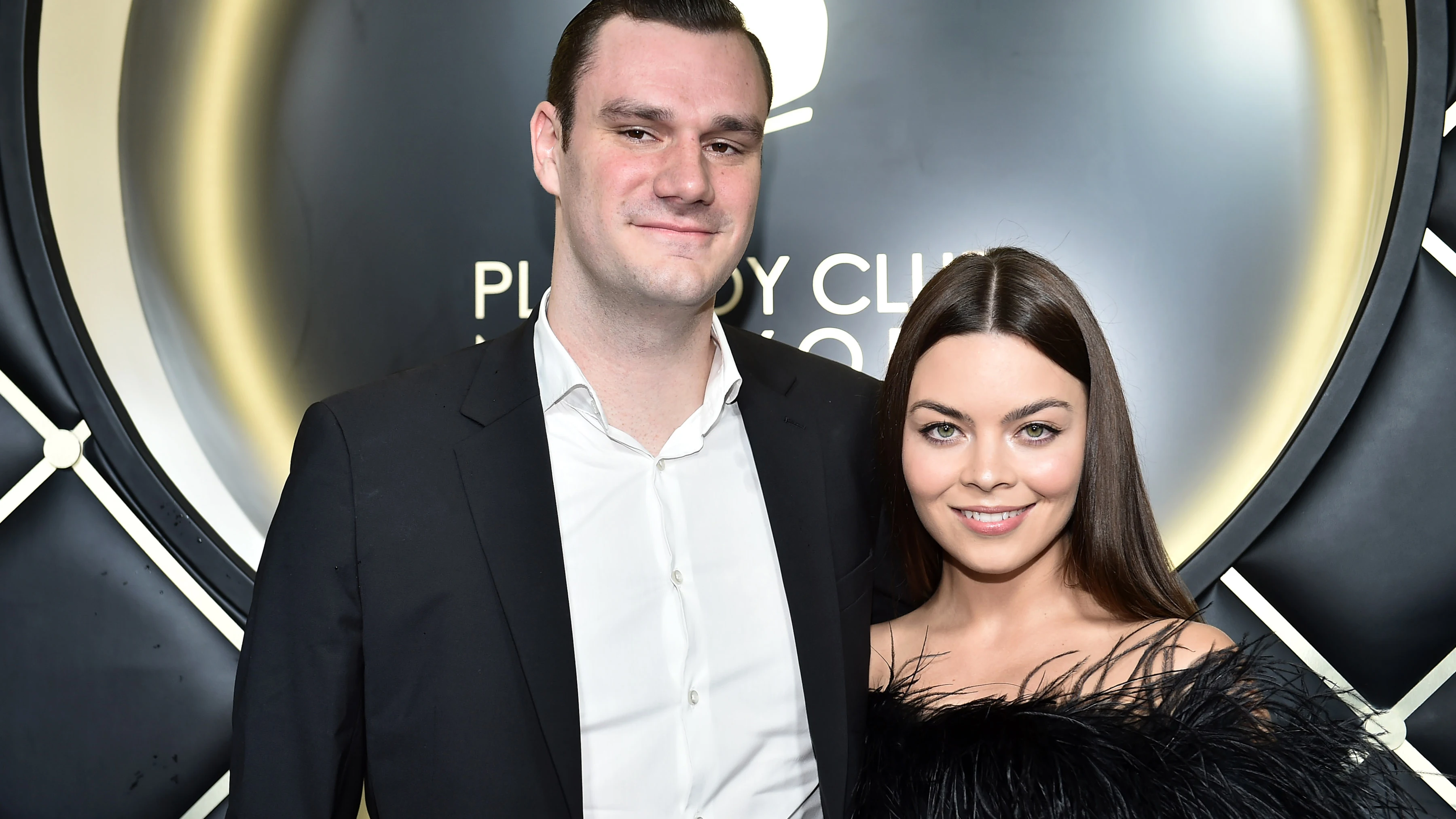 Scarlett Byrne ('Harry Potter') y su marido Cooper Hefner, heredero de Playboy Scarlett Byrne ('Harry Potter') y su marido Cooper Hefner, heredero de Playboy