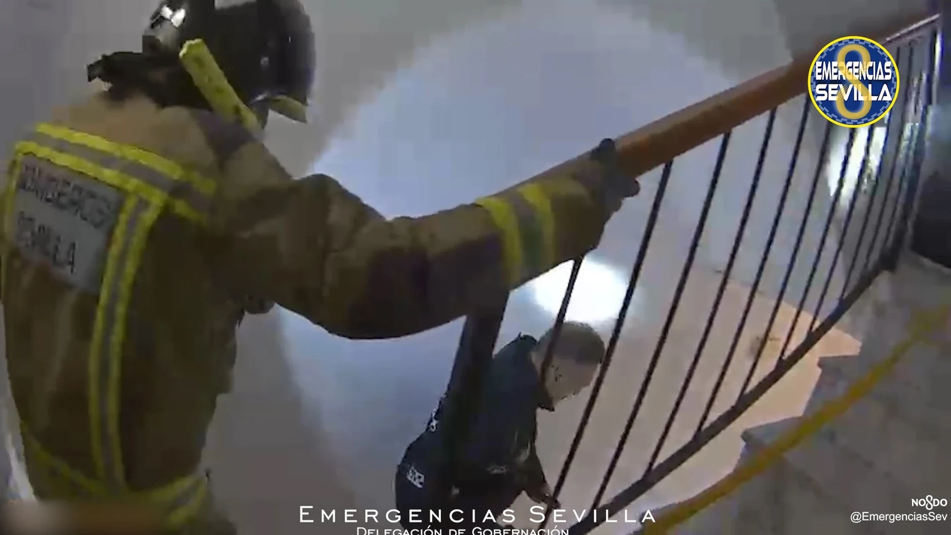 LaSexta Noticias Fin de Semana (27-11-21) Un matrimonio y su hija graves en un incendio en su vivienda en Sevilla LaSexta Noticias Fin de Semana (27-11-21) Un matrimonio y su hija graves en un incendio en su vivienda en Sevilla