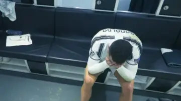 Las impactantes imágenes de Cristiano Ronaldo llorando tras ser eliminado en Champions con la Juventus Las impactantes imágenes de Cristiano Ronaldo llorando tras ser eliminado en Champions con la Juventus