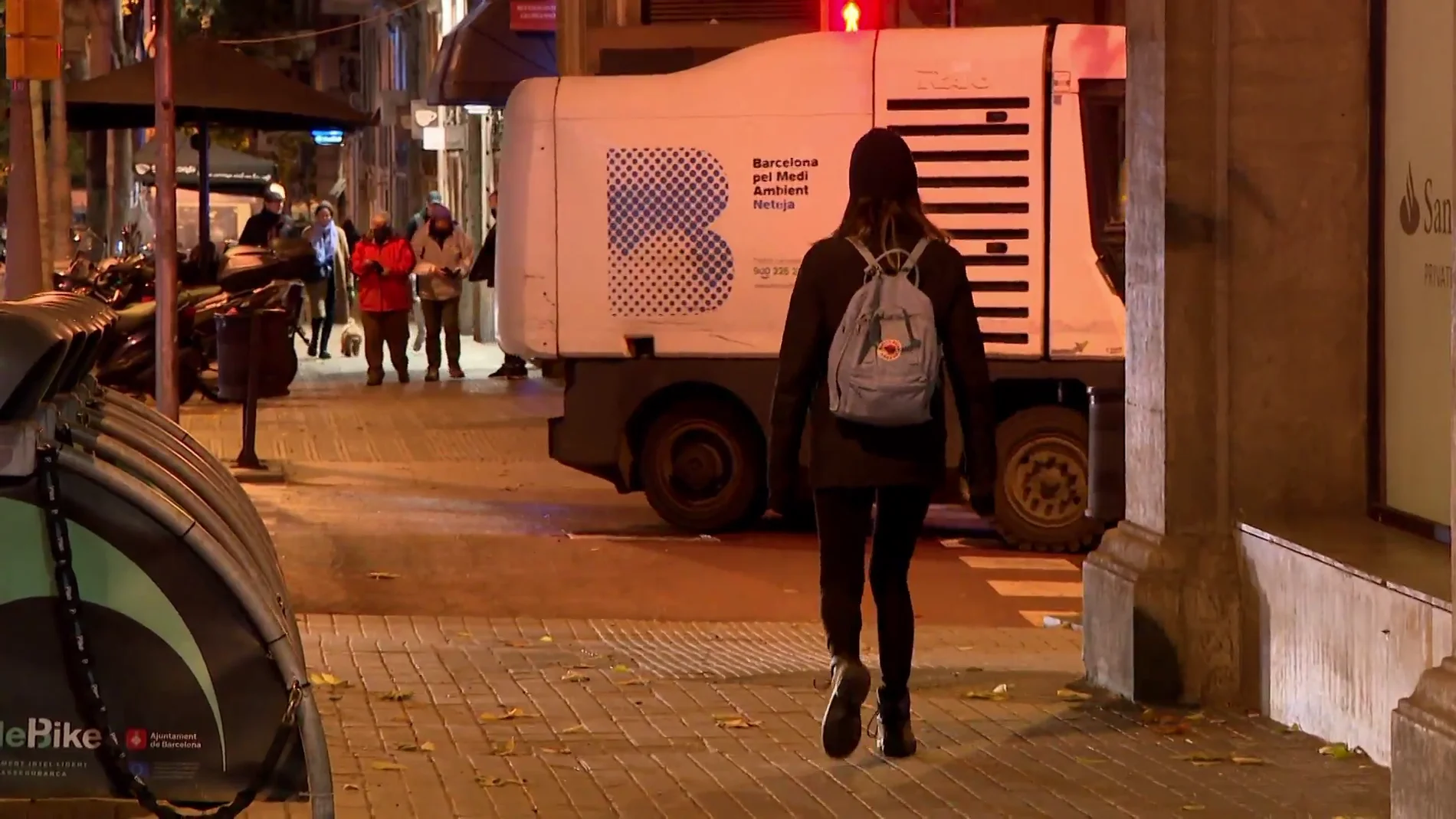 Una mujer sufre una agresión sexual en una calle del centro de Barcelona