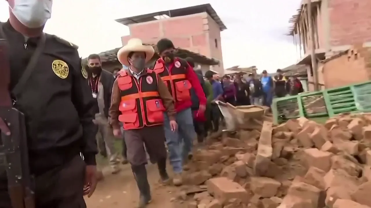 Un segundo terremoto de magnitud 7,5 sacude el norte de Perú Un segundo terremoto de magnitud 7,5 sacude el norte de Perú