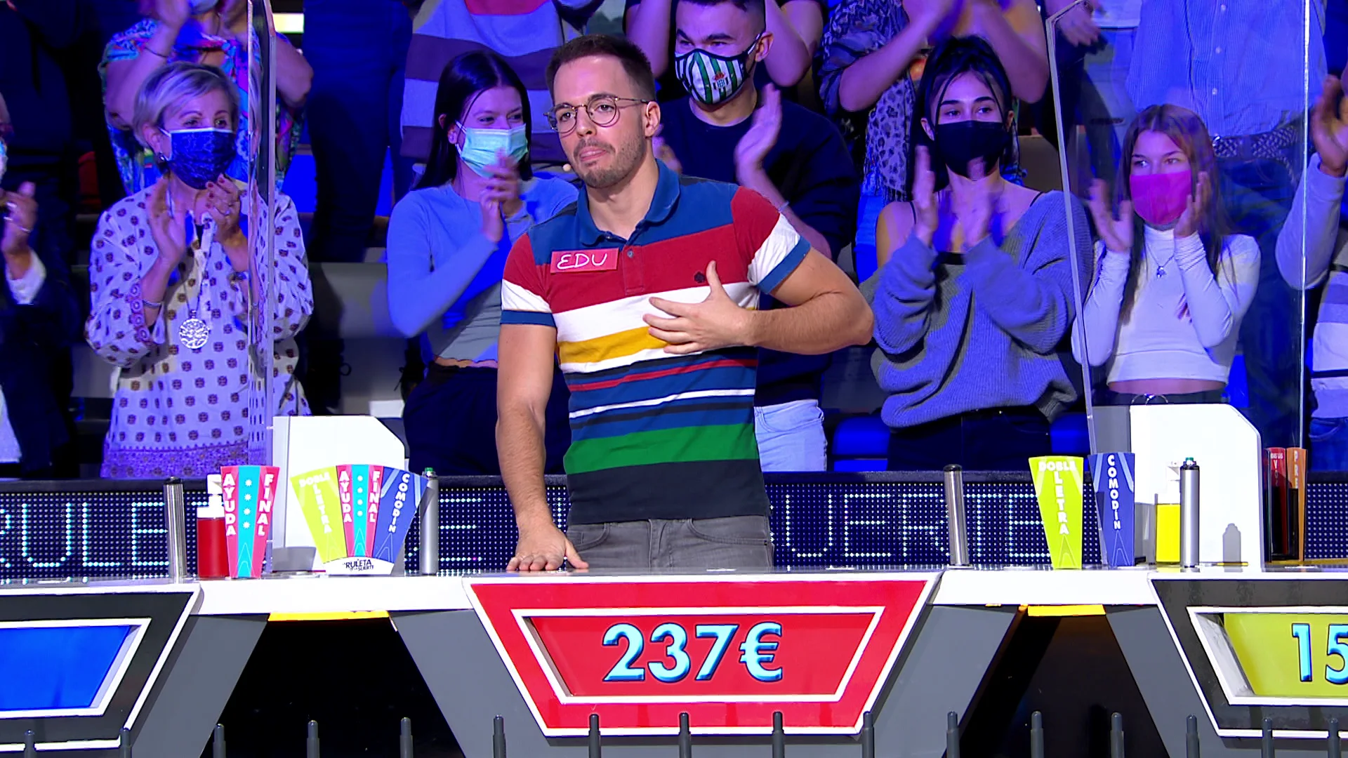 Euforia contenida en el plat&oacute; de &lsquo;La ruleta de la suerte&rsquo;: &iquest;Se te sale el coraz&oacute;n verdad?