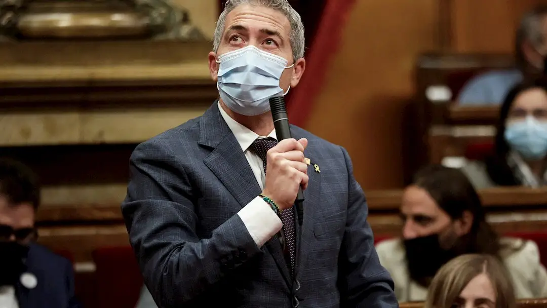 Primera denuncia contra el consejero de Educación de la Generalitat por no aplicar la sentencia del 25% del castellano Primera denuncia contra el consejero de Educación de la Generalitat por no aplicar la sentencia del 25% del castellano