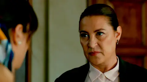 enfrentadas enfrentadas