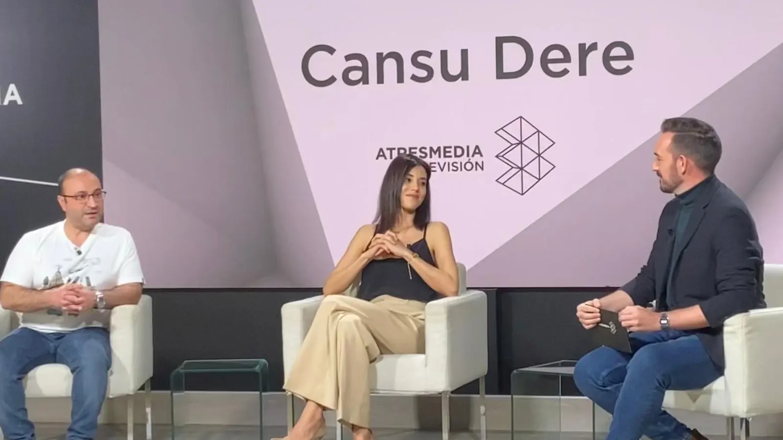 Cansu Dere Rueda de prensa