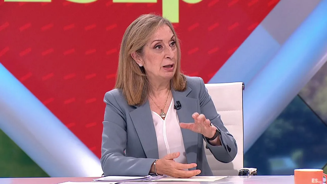 Ana Pastor. Ana Pastor.