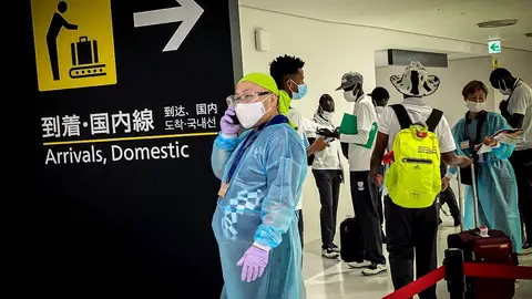 La OMS cree que la infección previa por Covid no protege contra la variante ómicron, como sí ocurría con la delta La OMS cree que la infección previa por Covid no protege contra la variante ómicron, como sí ocurría con la delta