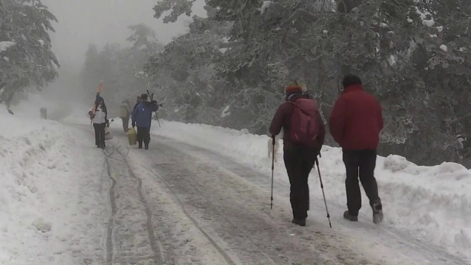 Un temporal impide la apertura de la estación de esquí de Navacerrada 