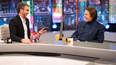 Raphael revela cómo consigue mantener su voz como hace 60 años