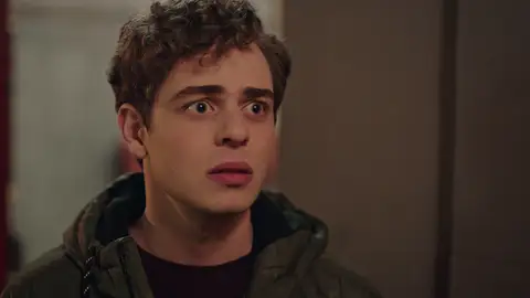 Safiye y Gülben, descubiertas por Neriman y sus amigos: “¿Quiénes son estas mujeres?” Safiye y Gülben, descubiertas por Neriman y sus amigos: “¿Quiénes son estas mujeres?”