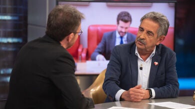 Miguel Ángel Revilla se 'moja' sobre la guerra entre Ayuso y Casado: 