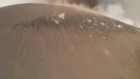 Bombas lávicas de La Palma Bombas lávicas de La Palma