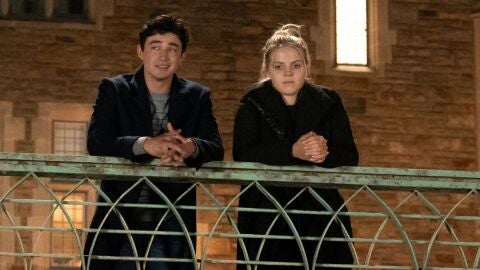 Gavin Leatherwood y Reneé Rapp