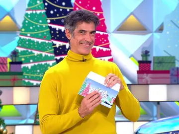 Laura Moure prepara el sorteo del amigo invisible en ‘La ruleta de la suerte’ Laura Moure prepara el sorteo del amigo invisible en ‘La ruleta de la suerte’