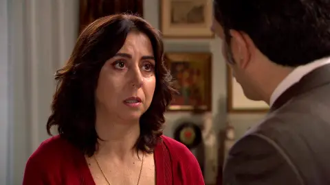 Penélope, a punto de confesarle a su marido su infidelidad con Ismael Penélope, a punto de confesarle a su marido su infidelidad con Ismael