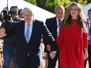 Boris Johnson y su esposa Carrie se convierten en padres de una niña, su segundo hijo en común