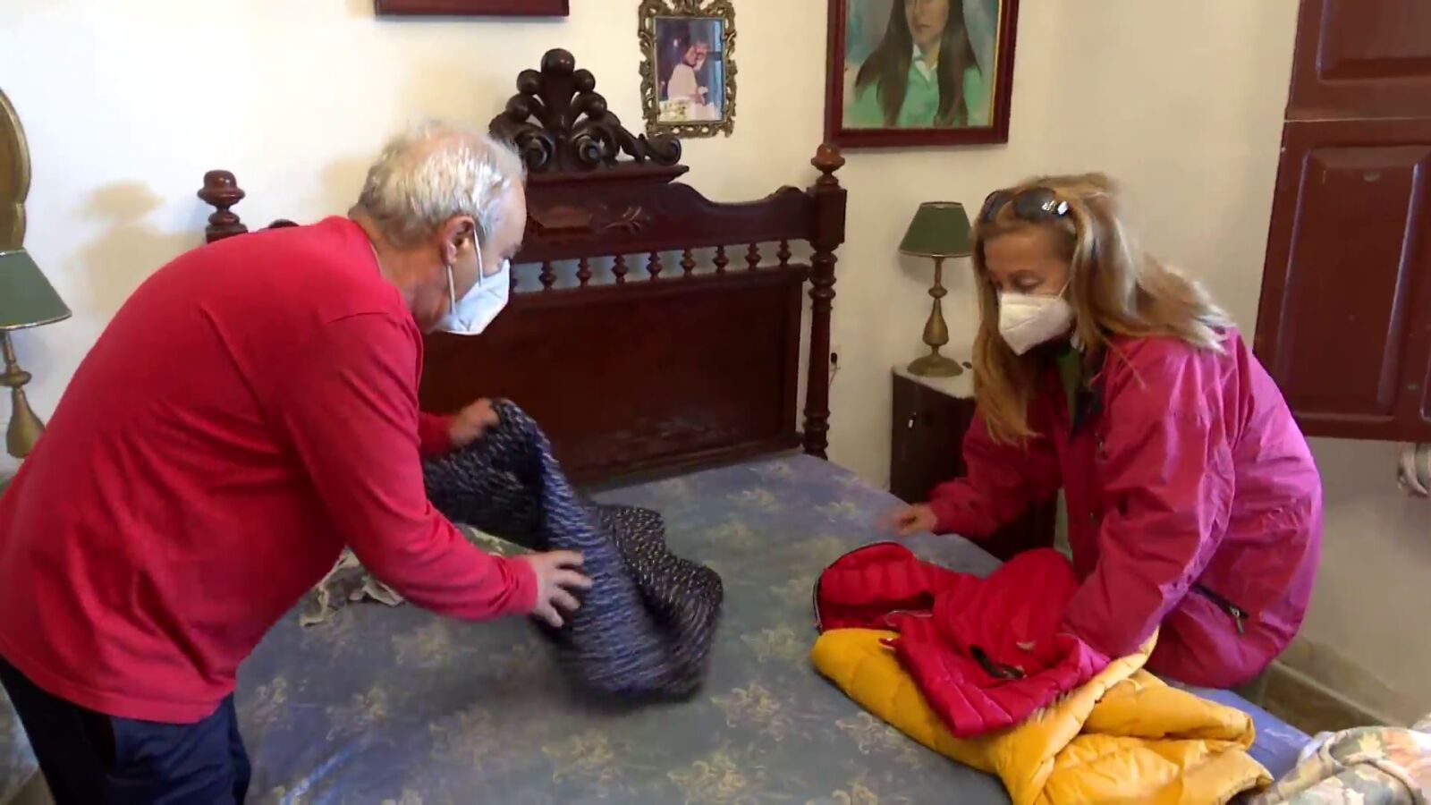 30 familias de La Palma vuelven a sus casas aunque con miedo por el volcán