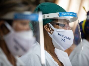 Una enfermera de Asturias denuncia el mensaje que ha encontrado en su trabajo: "Pero qué vergüenza, después de todo"