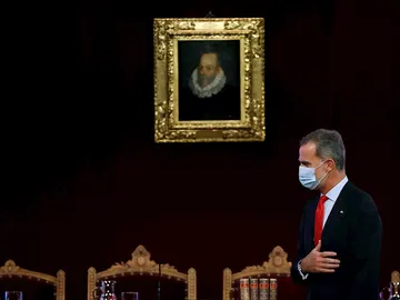 l rey Felipe VI preside el acto conmemorativo del septuagésimo aniversario de la Asociación de Academias de la Lengua Española al que asisten directores, presidentes y miembros de las academias de la lengua española de todo el mundo y en el que se presentará la Crónica de la lengua española 2021 l rey Felipe VI preside el acto conmemorativo del septuagésimo aniversario de la Asociación de Academias de la Lengua Española al que asisten directores, presidentes y miembros de las academias de la lengua española de todo el mundo y en el que se presentará la Crónica de la lengua española 2021