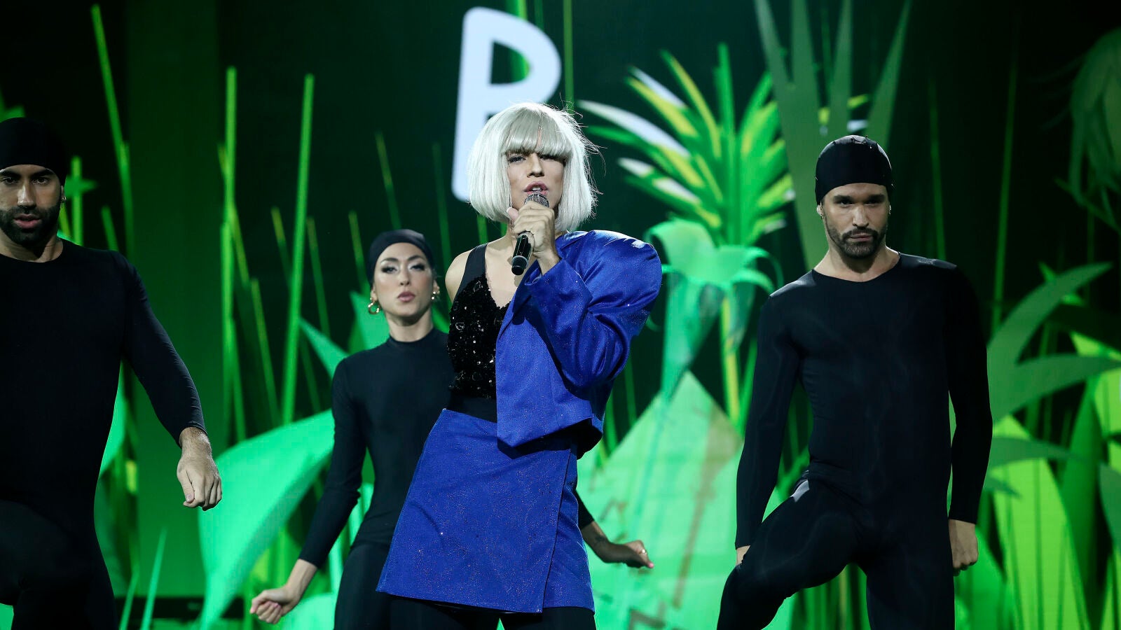 Agoney vive para el ‘Applause’ como Lady Gaga