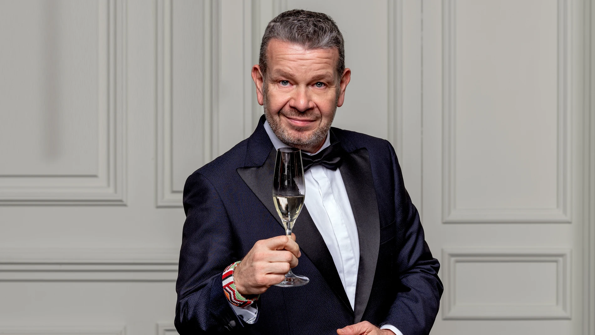 Alberto Chicote, anfitrión de la cena Navidad para todos