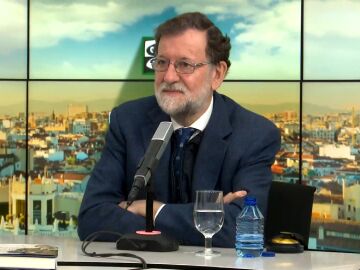Mariano Rajoy, sobre Vox: "Es populismo puro y hacer daño a la gente decir que no hay que vacunarse"