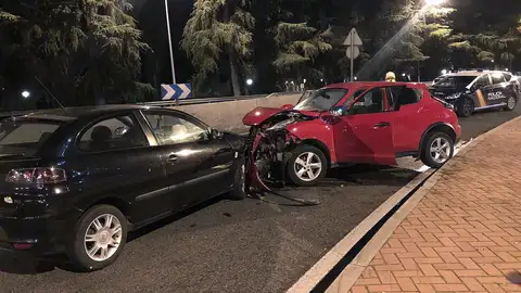 Una conductora kamikaze causa un accidente frontal con siete heridos Una conductora kamikaze causa un accidente frontal con siete heridos