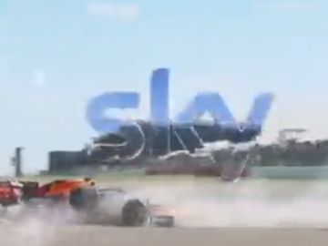 El polémico y vergonzoso anuncio de Navidad de Sky Sports con un accidente de Verstappen