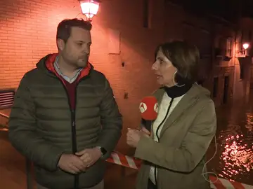 El alcalde de Tudela decreta la fase 2 de emergencia por la crecida del Ebro: "Va a haber afecciones graves" El alcalde de Tudela decreta la fase 2 de emergencia por la crecida del Ebro: "Va a haber afecciones graves"