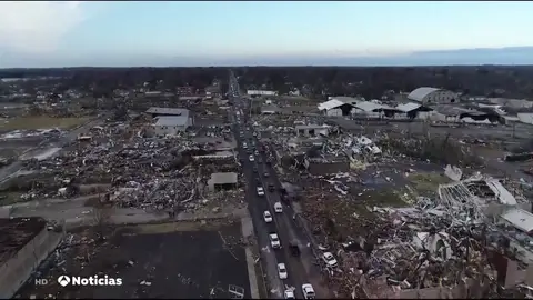 Mueren más de 70 personas en Estados Unidos por una cadena de tornados Mueren más de 70 personas en Estados Unidos por una cadena de tornados