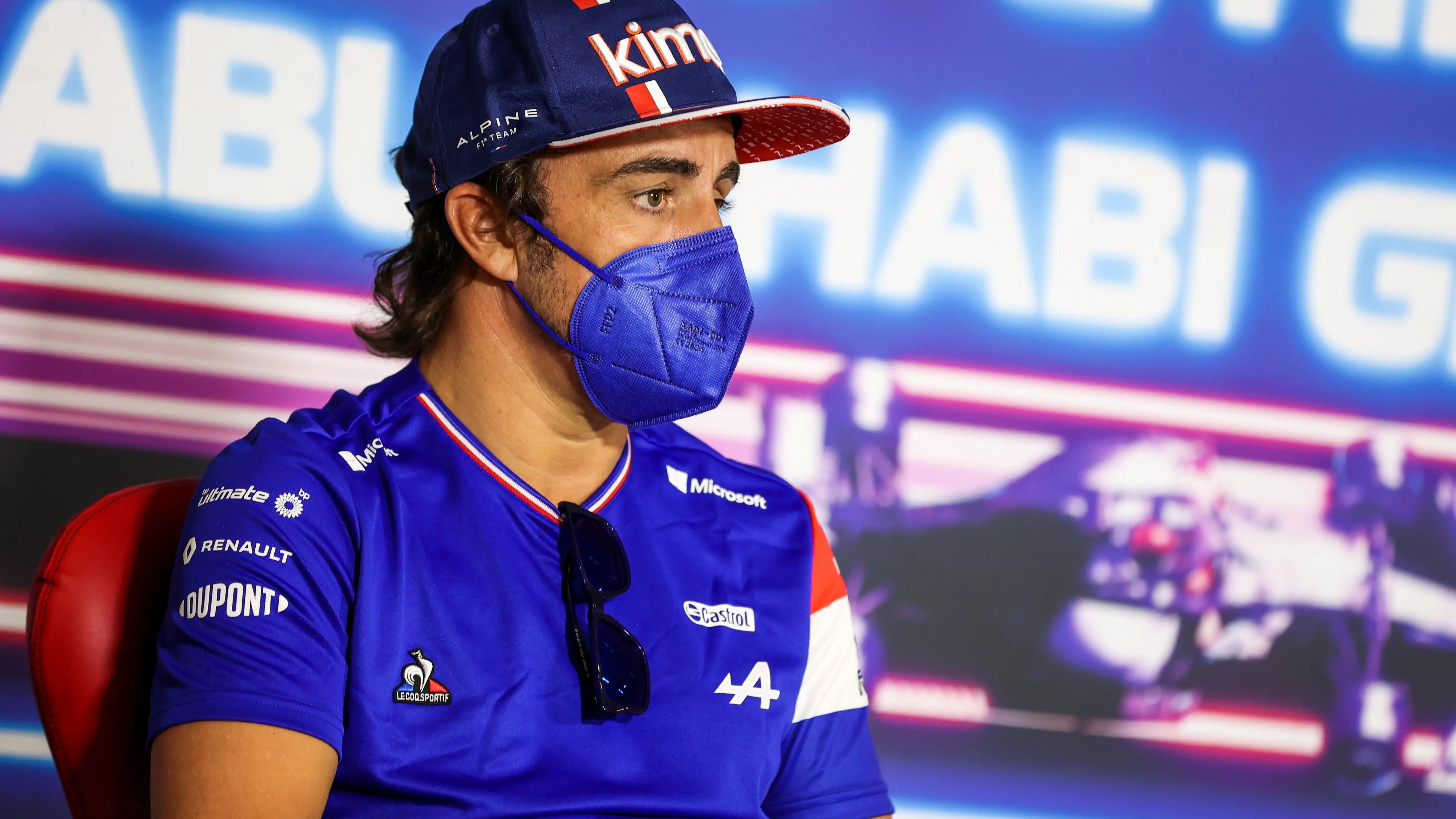 Alonso vuelve a arremeter contra la FIA: "El director de carrera es demasiado blando"