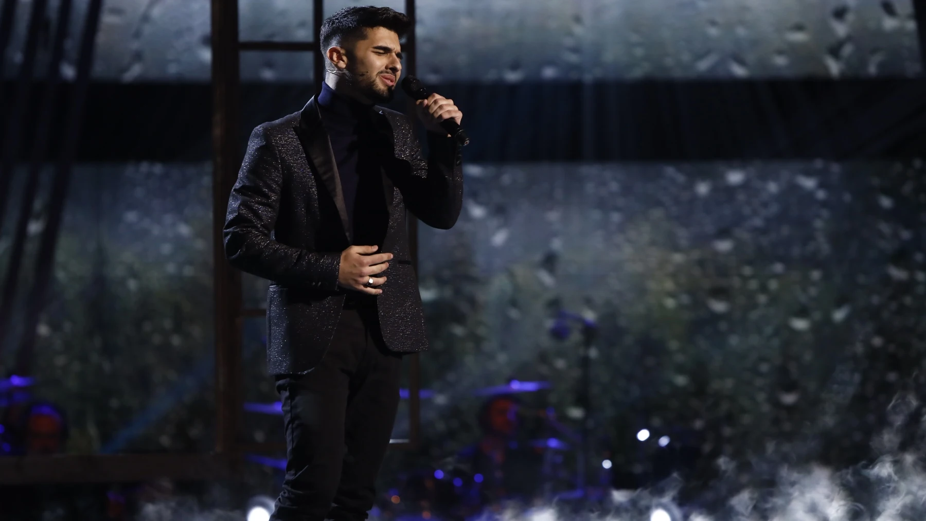 Julio Benavente canta ‘A puro dolor’ en la Semifinal de ‘La Voz’ Julio Benavente canta ‘A puro dolor’ en la Semifinal de ‘La Voz’