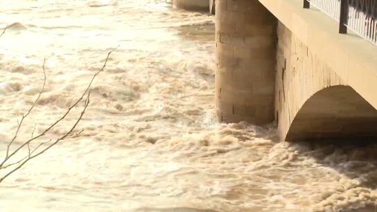El temporal activa la alerta por desbordamientos del r&iacute;o Ebro en Navarra y acumulaci&oacute;n de nieve en Arag&oacute;n
