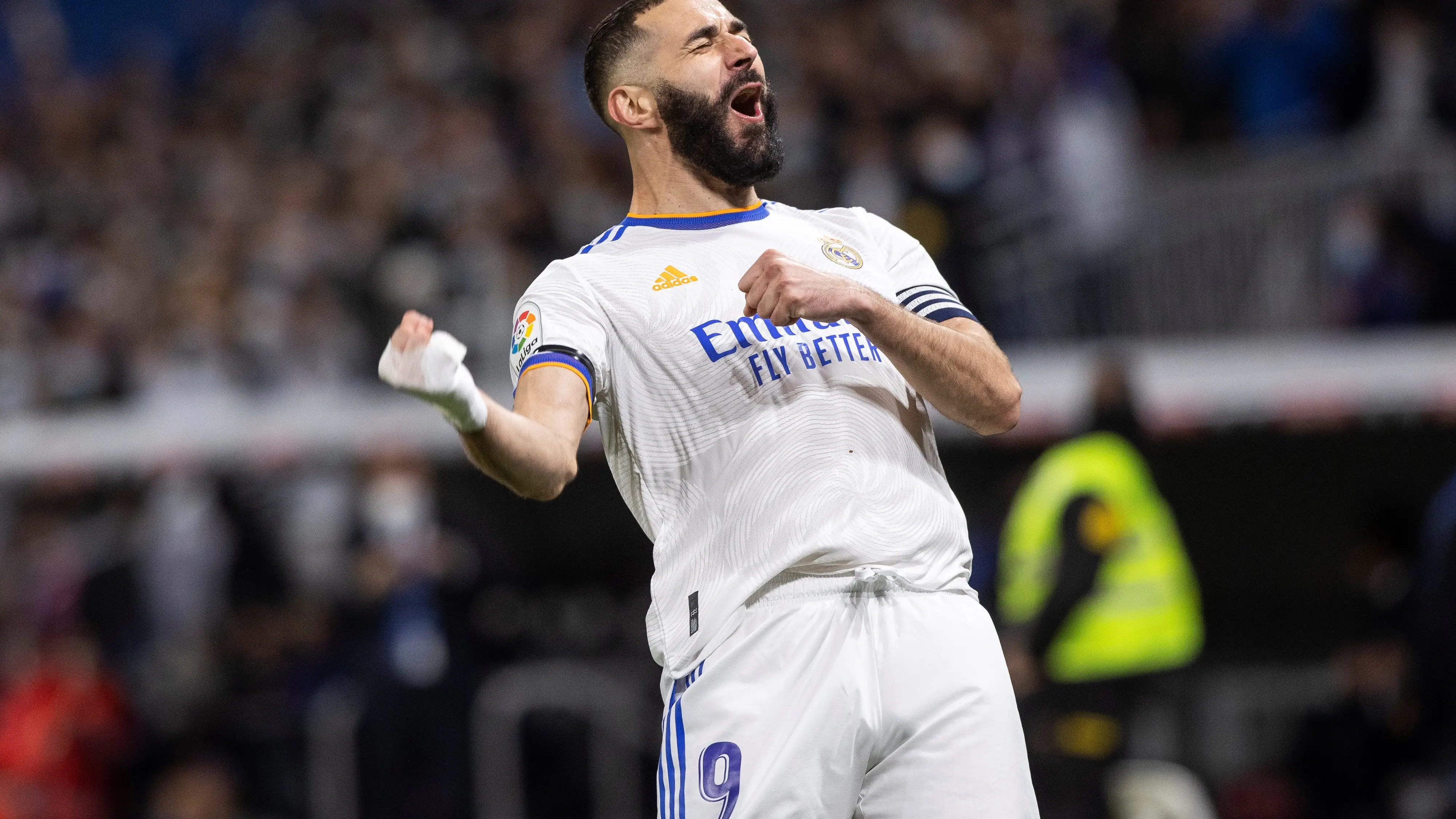 Un Real Madrid letal vuelve a dar un golpe a la Liga y deja KO al Atl&eacute;tico