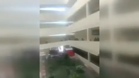 Registran un terremoto de magnitud 7,3 en Indonesia Registran un terremoto de magnitud 7,3 en Indonesia