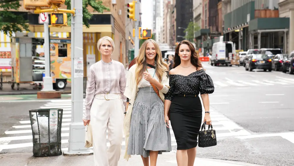 Sarah Jessica Parker ha vuelto a ser Carrie Bradshaw, Cynthia Nixon Miranda Hobbes y Kristin Davis Charlotte York en 'And Just Like That'