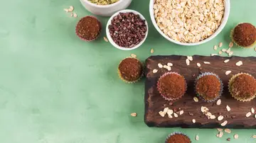 Energy balls caseras de chocolate y avena