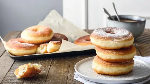 Rosquillas con azúcar glaseado Rosquillas con azúcar glaseado