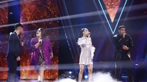 Carlos Ángel, Inés, Karina y Julio cantan ‘Shivers’ en la Gran Final de ‘La Voz’ Carlos Ángel, Inés, Karina y Julio cantan ‘Shivers’ en la Gran Final de ‘La Voz’
