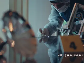 La policía investiga un crimen en casa de Volkan La policía investiga un crimen en casa de Volkan