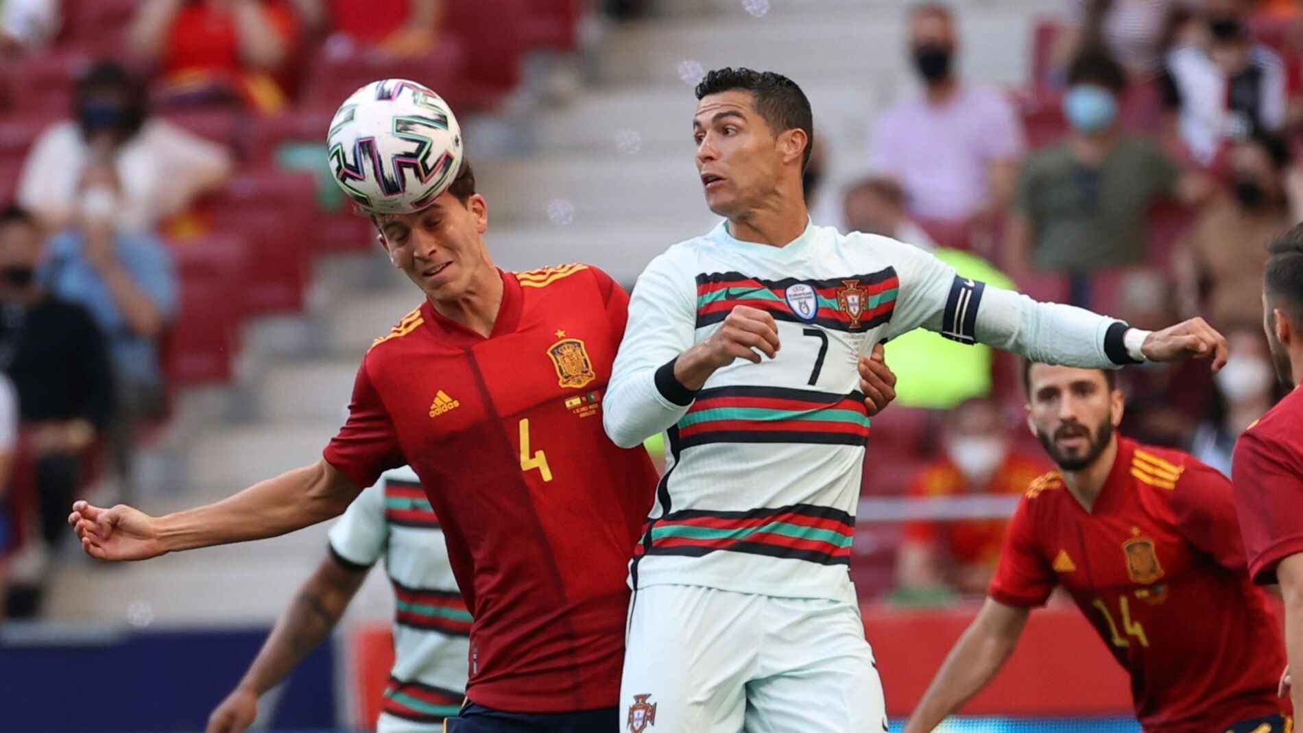 Cristiano Ronaldo dona una camiseta firmada para la subasta