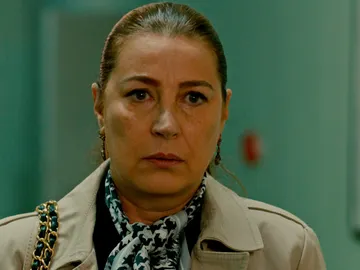 La declaración más esperada de Fekeli a Hünkar: “¿Quieres casarte conmigo?” La declaración más esperada de Fekeli a Hünkar: “¿Quieres casarte conmigo?”