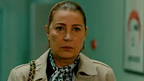 La declaración más esperada de Fekeli a Hünkar: “¿Quieres casarte conmigo?” La declaración más esperada de Fekeli a Hünkar: “¿Quieres casarte conmigo?”