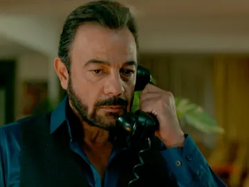 Fekeli, muy preocupado por Hünkar: “Necesito hablar con ella” Fekeli, muy preocupado por Hünkar: “Necesito hablar con ella”