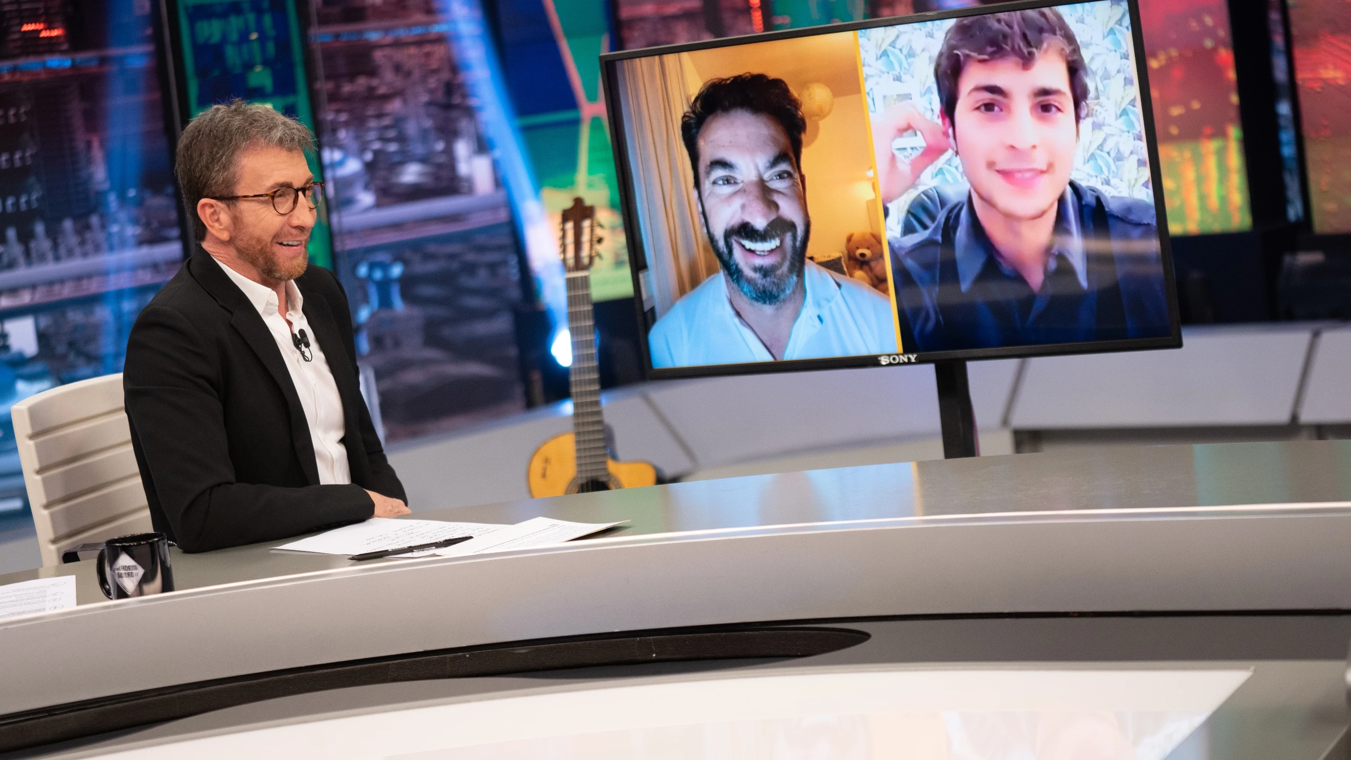 Omar Banana revela c&oacute;mo es Arturo Valls en los rodajes: "Tiene su momento estrellita"