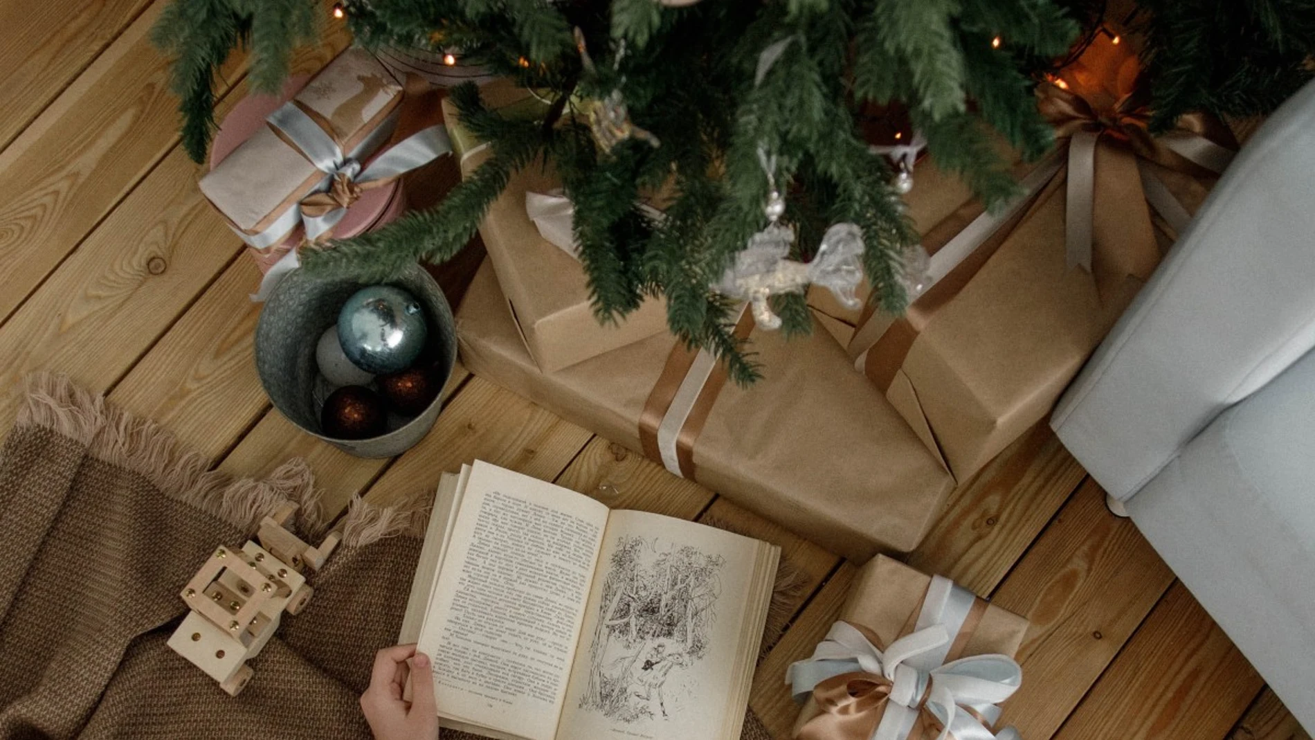 12 libros (decorativos) para regalar esta Navidad
