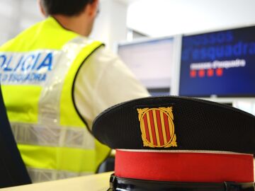 El número de placa de un Mosso d'Esquadra que ha traído suerte a su familia en la Lotería de Navidad: 300.000 euros 