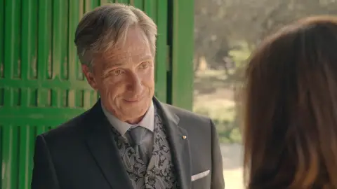 UriarteAyudaACarmen UriarteAyudaACarmen