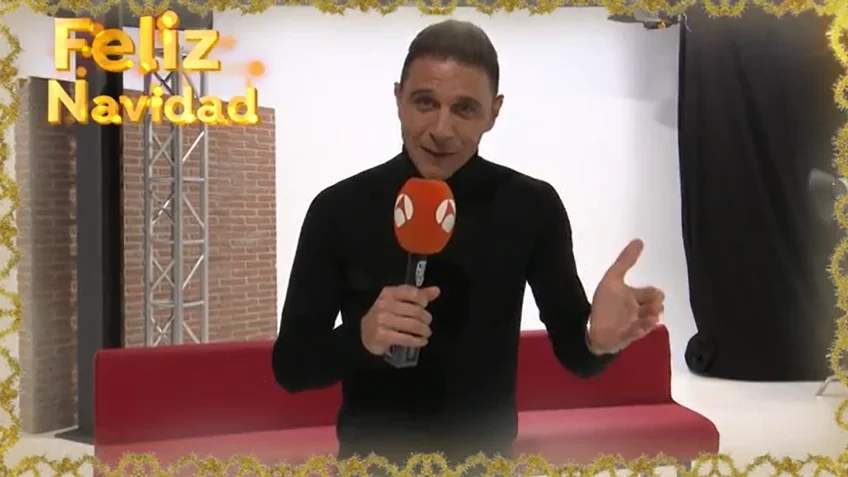 Joaqu&iacute;n, futbolista del Real Betis, desea una Feliz Navidad a los espectadores de Antena 3 Noticias