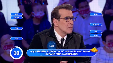 ‘Palabras cruzadas’, el nuevo juego de ‘Pasapalabra’ que se le resiste a Marco Antonio, Luis Merlo y Alaska Mejores momentos | 24 de diciembre | Especial Nochebuena
